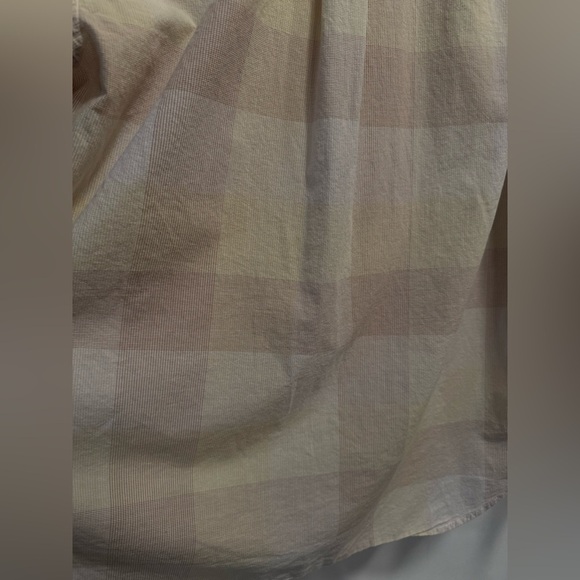 Everlane Women's Cream Button Down Shirt - Picture 4 of 13